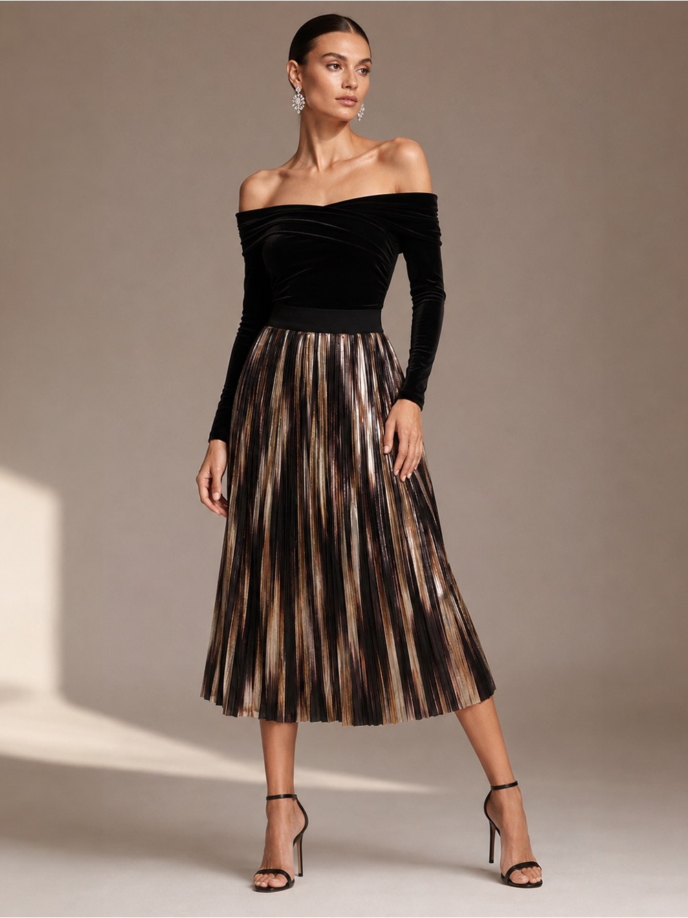 Alice + Olivia Mikaela Pleated Midi Skirt 0 Gold Multi Metallic Plissé NWOT